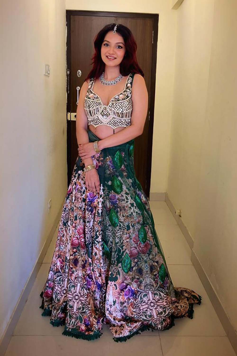 Unnati Shah Singer in Embellished Blouse & Floral Lehenga Set2