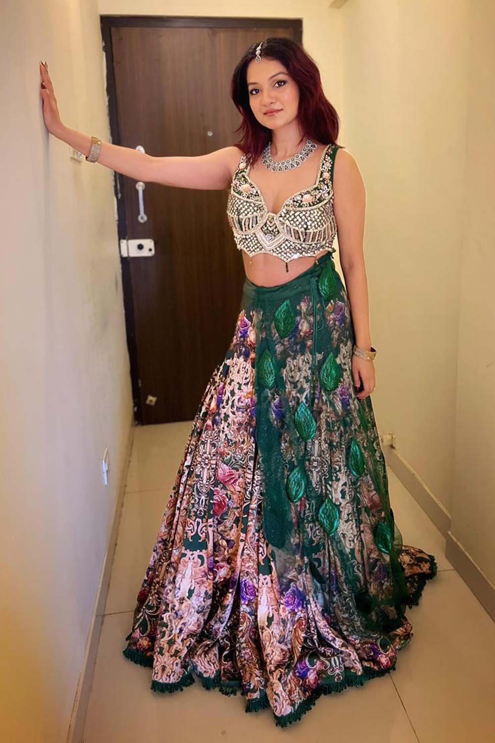 Unnati Shah Singer in Embellished Blouse & Floral Lehenga Set2