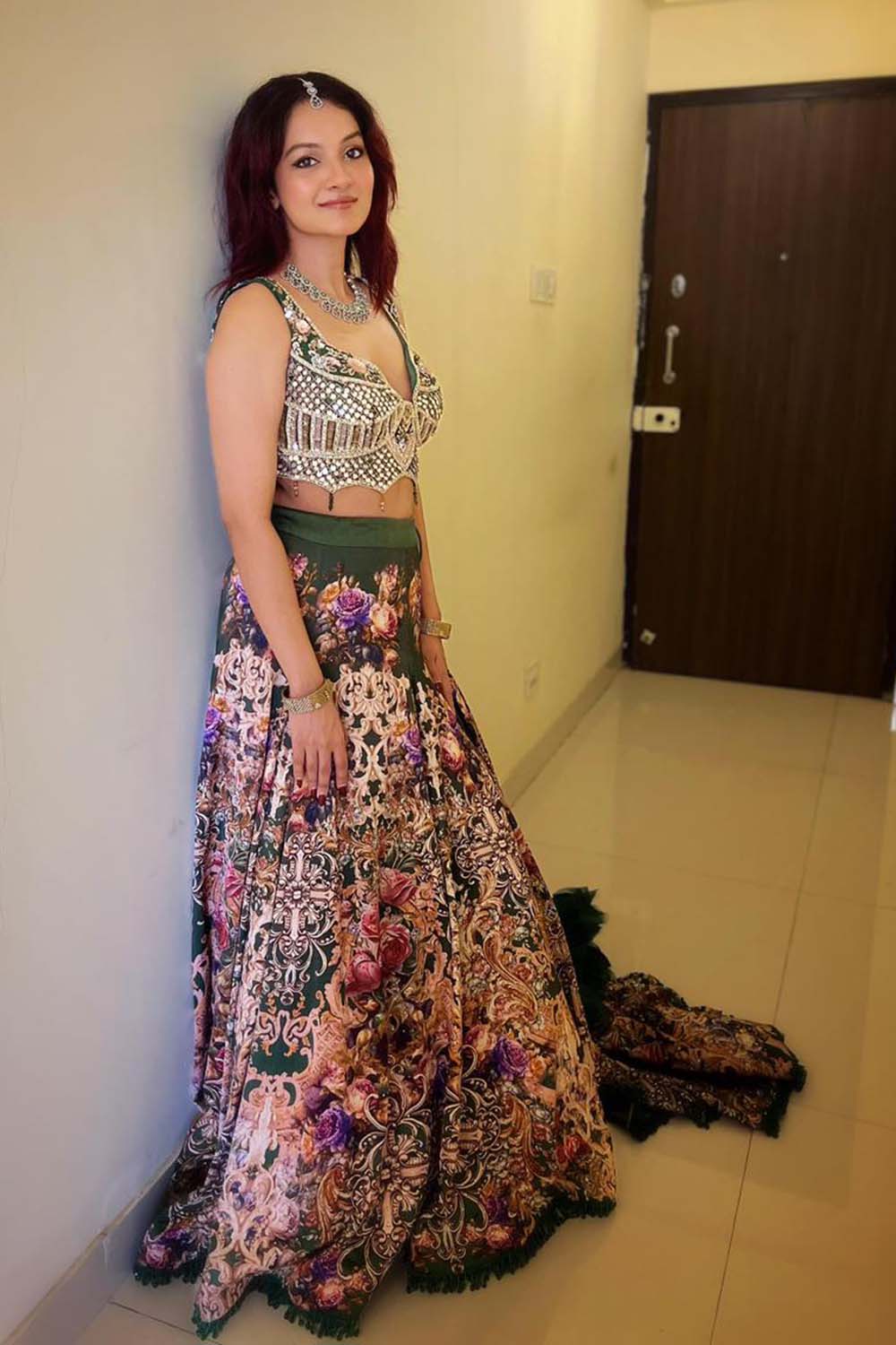 Unnati Shah Singer in Embellished Blouse & Floral Lehenga Set2